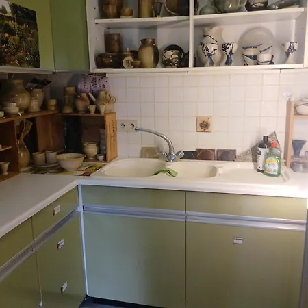 Les Ceramiques Du Pelerin Kemp Couvin